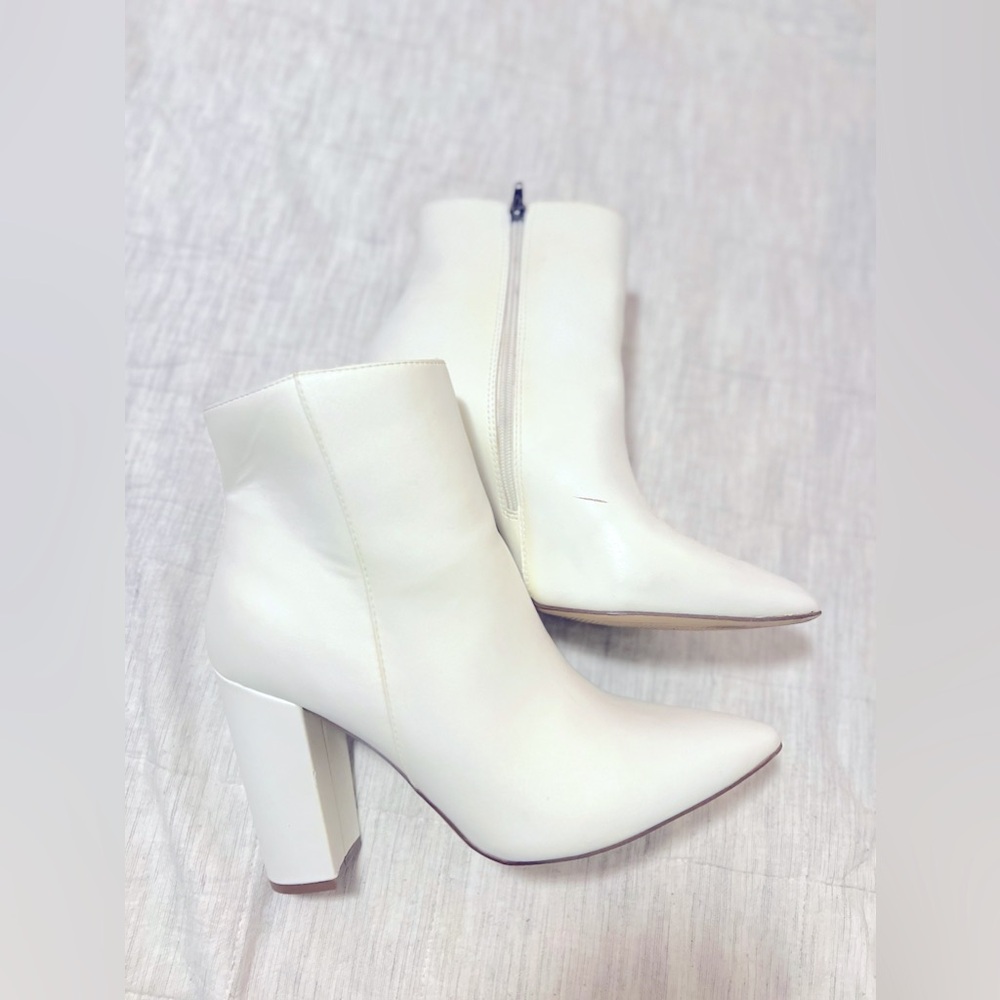 Whit booties!